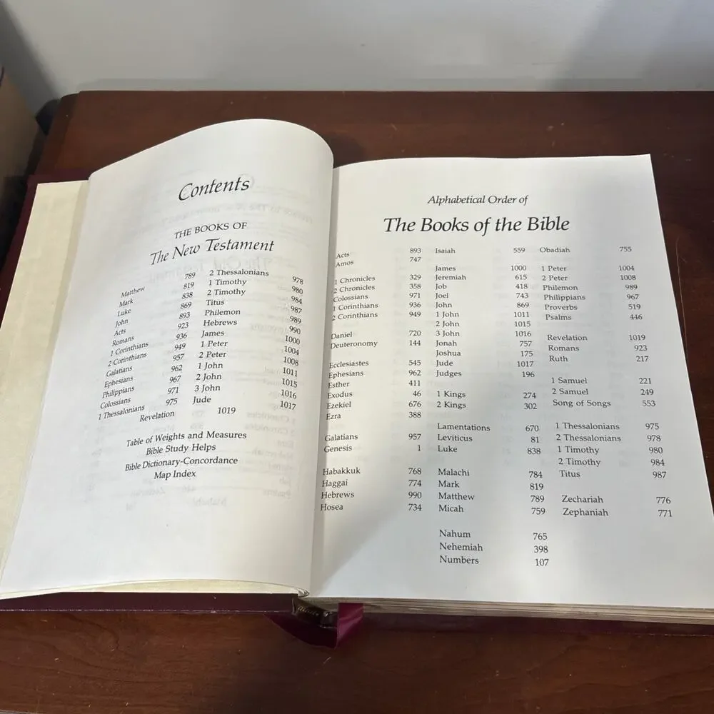 NIV Family Bible by Zondervan Staff (1985, Hardcover) New International Version